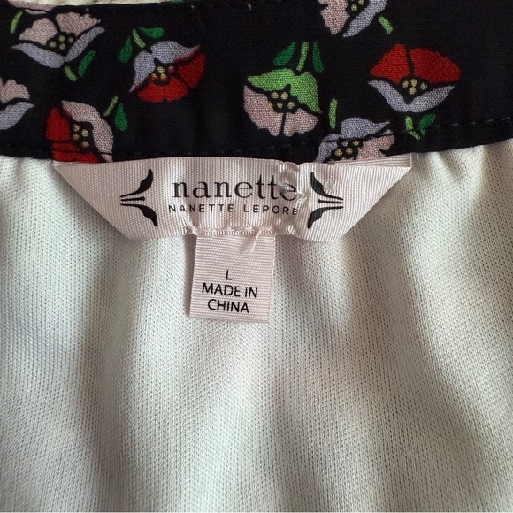 Nanette Lepore In The Moment floral blouse - Picture 8 of 9